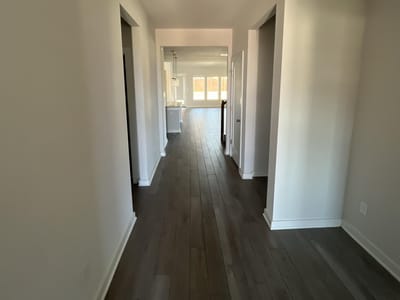Living area at 221 Green Knoll Ln - 3 bed 2 bath home