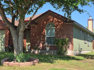Primary bedroom at 226 Lakemont DR - 3 bed 2 bath home