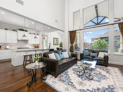 Living area at 2308 Belen DR - 5 bed 4 bath home