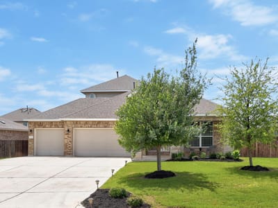 Living area at 2413 Star Hill Ranch ST - 4 bed 3 bath home