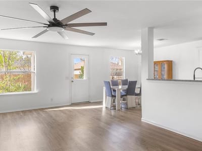Primary bedroom at 248 Endeavour - 4 bed 2 bath home