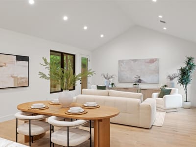 Primary bedroom at 2611 Oak Crest Ave Unit #B - 3 bed 2 bath home