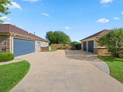 Kitchen at 266 Courtnees WAY - 3 bed 2 bath home