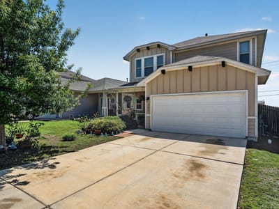 Kitchen at 266 Twisted Oaks LN - 4 bed 2 bath home