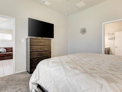 Primary bedroom at 281 Gaida LOOP - 3 bed 2 bath home