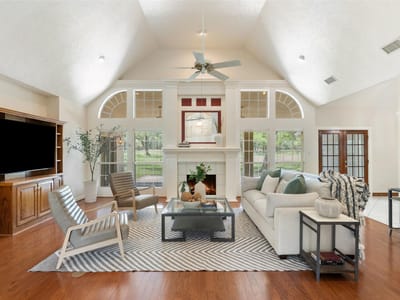 Primary bedroom at 2841 Oak Haven CIR - 3 bed 3 bath home