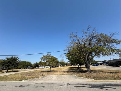 Primary bedroom at 300 E Austin Ave - St Add, Hutto, TX