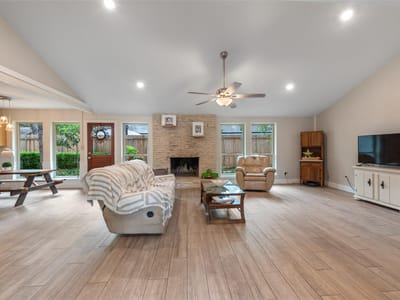 Primary bedroom at 302 S Lake Creek DR - 4 bed 2 bath home