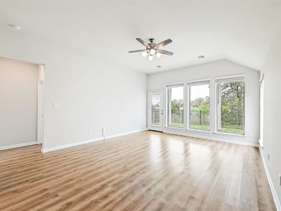 Kitchen at 305 Banyon DR - 3 bed 2 bath home
