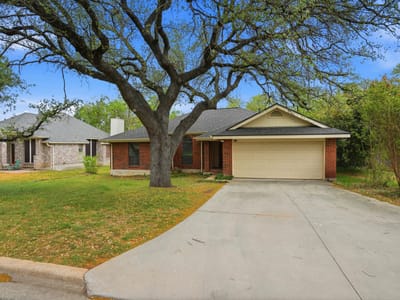 Kitchen at 306 Woodstone DR - 3 bed 2 bath home