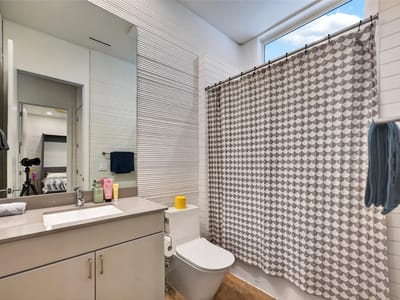 Bathroom at 308 Painted Sunset DR - 3 bed 2 bath home
