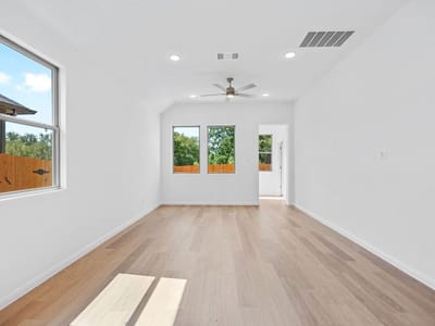 Primary bedroom at 310 Bendecido Loop - 3 bed 2 bath home