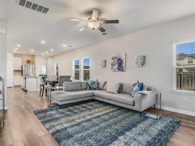 Living area at 314 Durango Downs DR - 4 bed 3 bath home