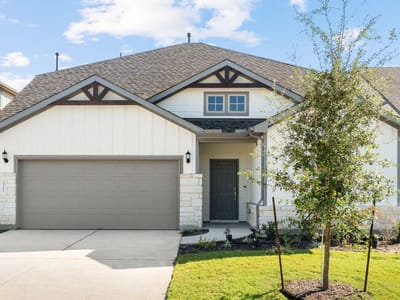 Living area at 317  Bristlecone Bnd - 5 bed 3 bath home