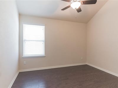 Bathroom at 320  Lightcliff St - 4 bed 2 bath home