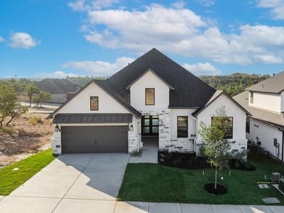 Living area at 3209 Lookout Mountain Rd - 4 bed 3 bath home
