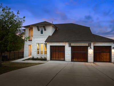 Living area at 330 Cistern Way - 4 bed 3 bath home