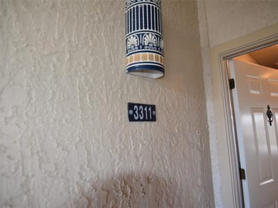 Living area at 3404 American Dr Unit #3311 - 2 bed 2 bath home