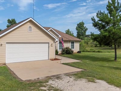 Primary bedroom at 351 Cardinal Dr - 3 bed 2 bath home