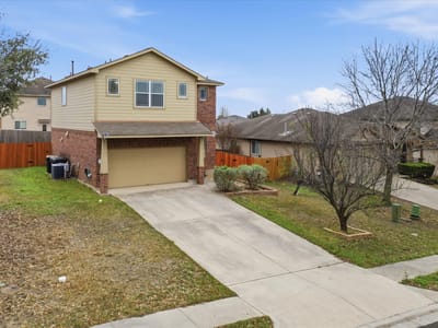 Living area at 359 Bloomsbury Dr - 3 bed 2 bath home