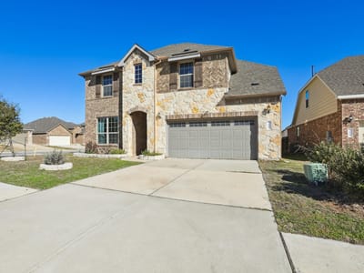 Living area at 3602 Chaff Ln - 5 bed 3 bath home