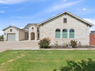 Living area at 3625 Garrano BND - 4 bed 3 bath home