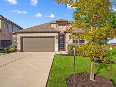 Primary bedroom at 369 Cold River RUN - 3 bed 2 bath home