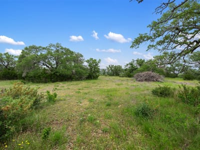 Primary bedroom at 369 SW Crosswater Ln - Caliterra Ph 5 Sec 14, Dripping Springs, TX