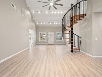 Living area at 400 S Guadalupe - 4 bed 3 bath home