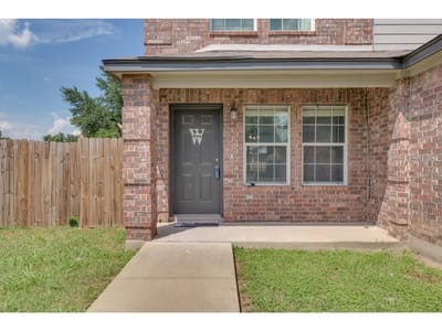 Kitchen at 401  Blanco Woods Blvd - 3 bed 2 bath home