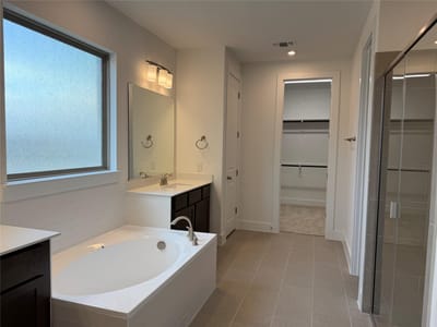 Bathroom at 405 Texas Sky Dr - 4 bed 3 bath home