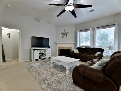 Living area at 410 Olmos DR - 4 bed 2 bath home
