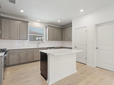 Kitchen at 424 Treadwell Ln - 3 bed 2 bath home