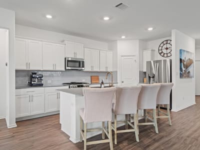 Kitchen at 424 Wolf Springs Rd - 3 bed 2 bath home