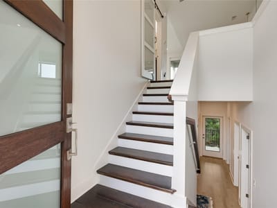 Primary bedroom at 429 Summit Ridge DR - 4 bed 3 bath home