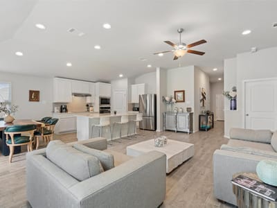 Living area at 4302 Liberty Ln - 3 bed 2 bath home