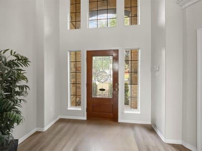 Living area at 4323 Angelico LN - 6 bed 3 bath home