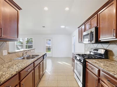 Living area at 448 Nottingham LOOP - 3 bed 2 bath home