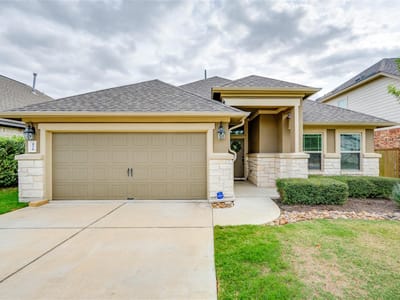 Living area at 478 Coyote Creek Way - 3 bed 2 bath home
