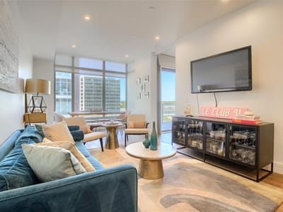 Primary bedroom at 501 West Ave Unit #1002 - 1 bed 1 bath home