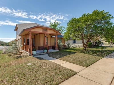 Kitchen at 5043 Hartson - 3 bed 2 bath home