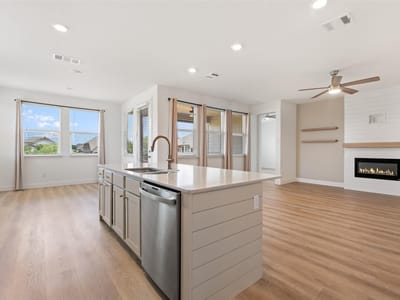Living area at 505 Sixpence LN - 3 bed 3 bath home