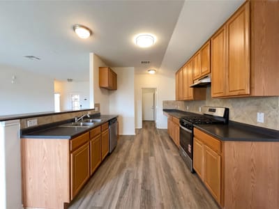 Living area at 506 Gettysburg LOOP - 3 bed 2 bath home