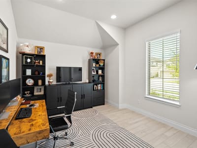 Bathroom at 512 Monrovia Ct - 4 bed 3 bath home