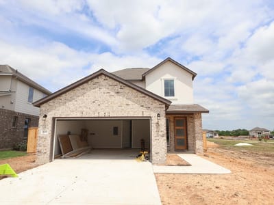 Living area at 537 Bloomington Loop - 3 bed 2 bath home