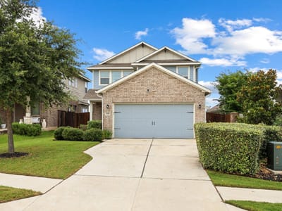Living area at 558 Nautical LOOP - 4 bed 2 bath home