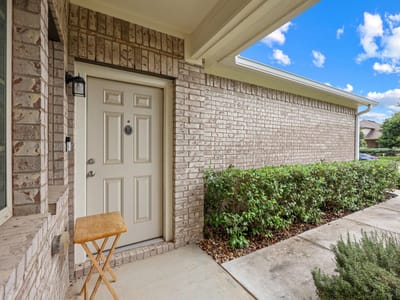 Primary bedroom at 558 Nautical LOOP - 4 bed 2 bath home