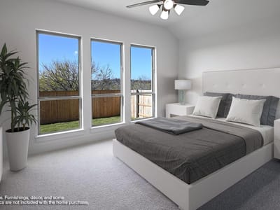 Primary bedroom at 570 Bay Breeze Dr - 4 bed 3 bath home