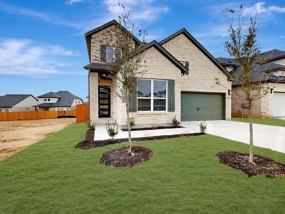 Living area at 591 Darley Oaks DR - 4 bed 3 bath home