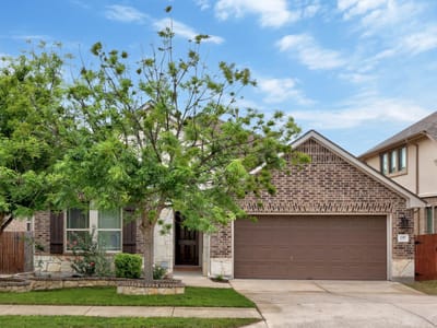 Living area at 616 Loma Cedro Bnd - 4 bed 3 bath home